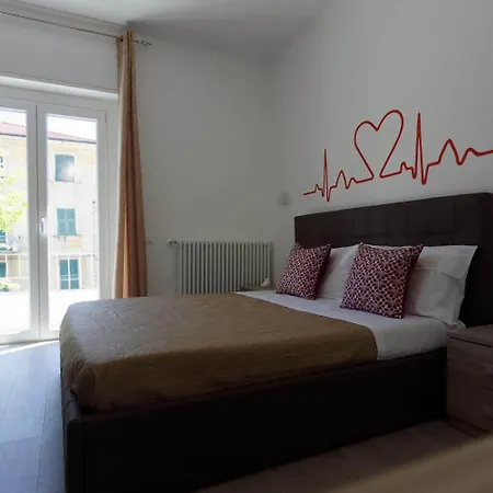 Le Coccole Гостевой дом Специя